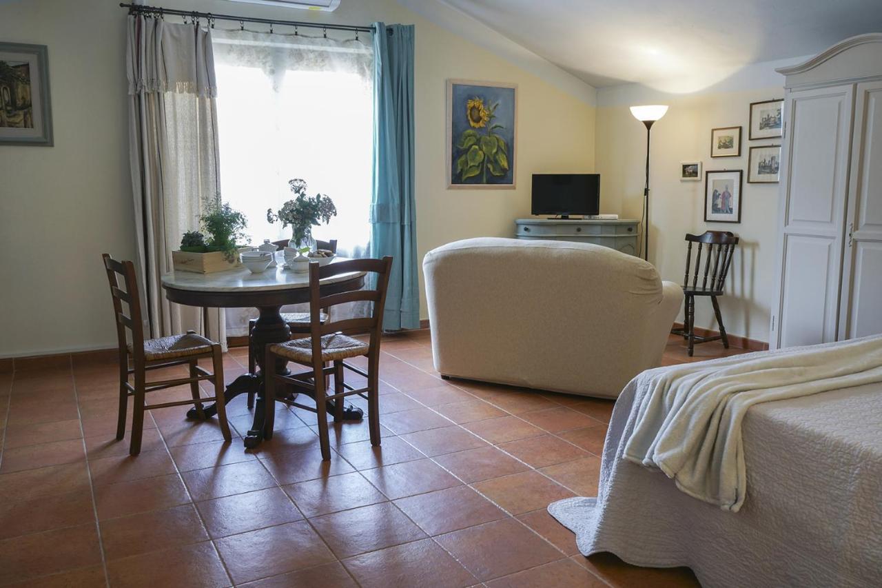 Locanda Degli Alberi Sassetta Exteriér fotografie